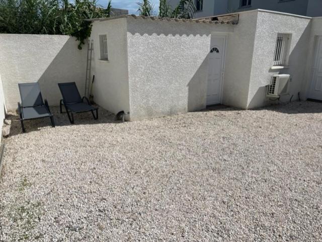 Mazet proche plage Agde Extérieur photo